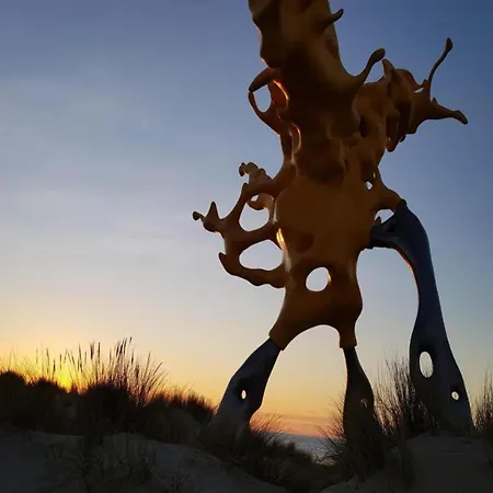 Beachfront Bliss In Style Apartament